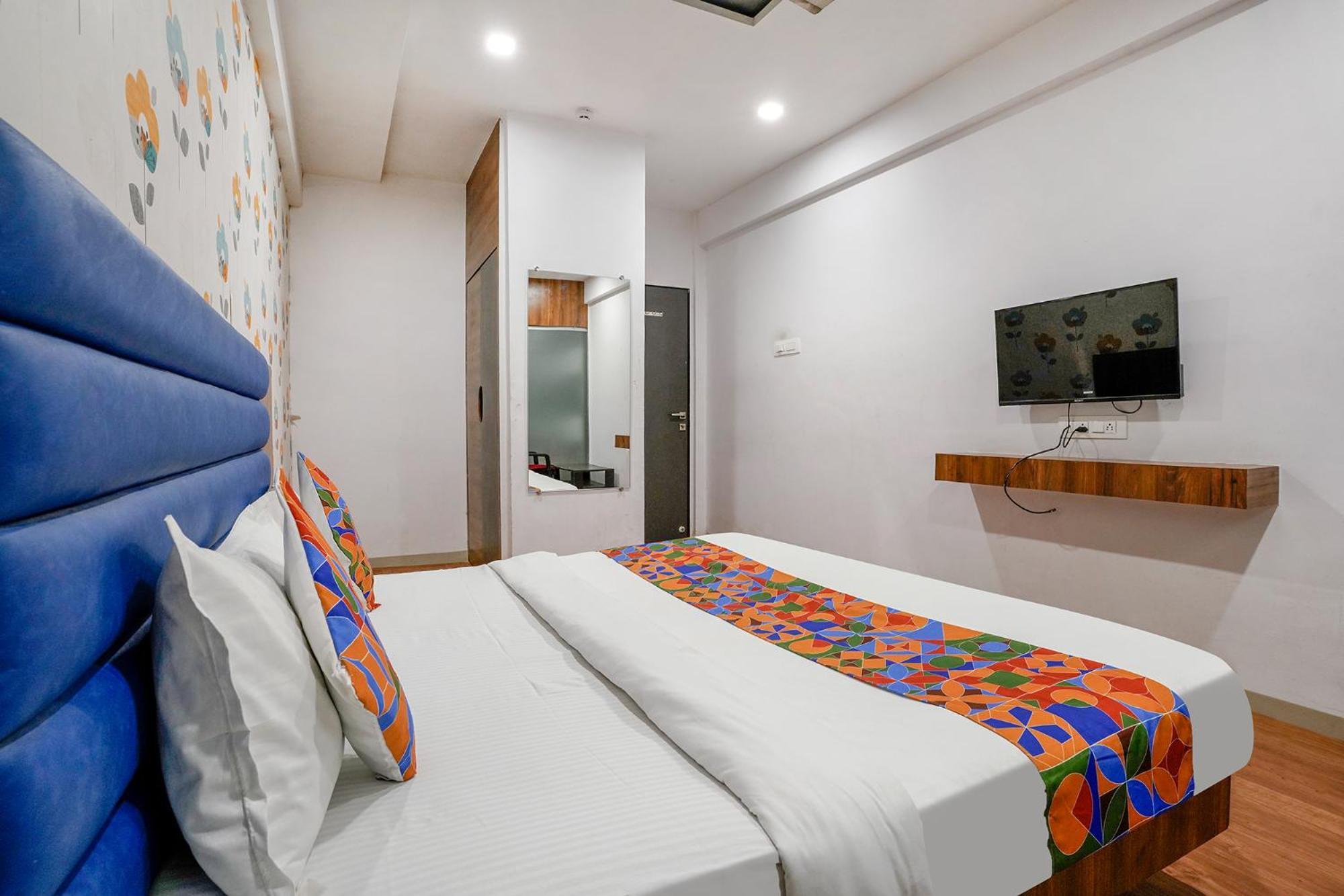 Fabhotel The Valentine - Udhna Road Сурат Екстер'єр фото