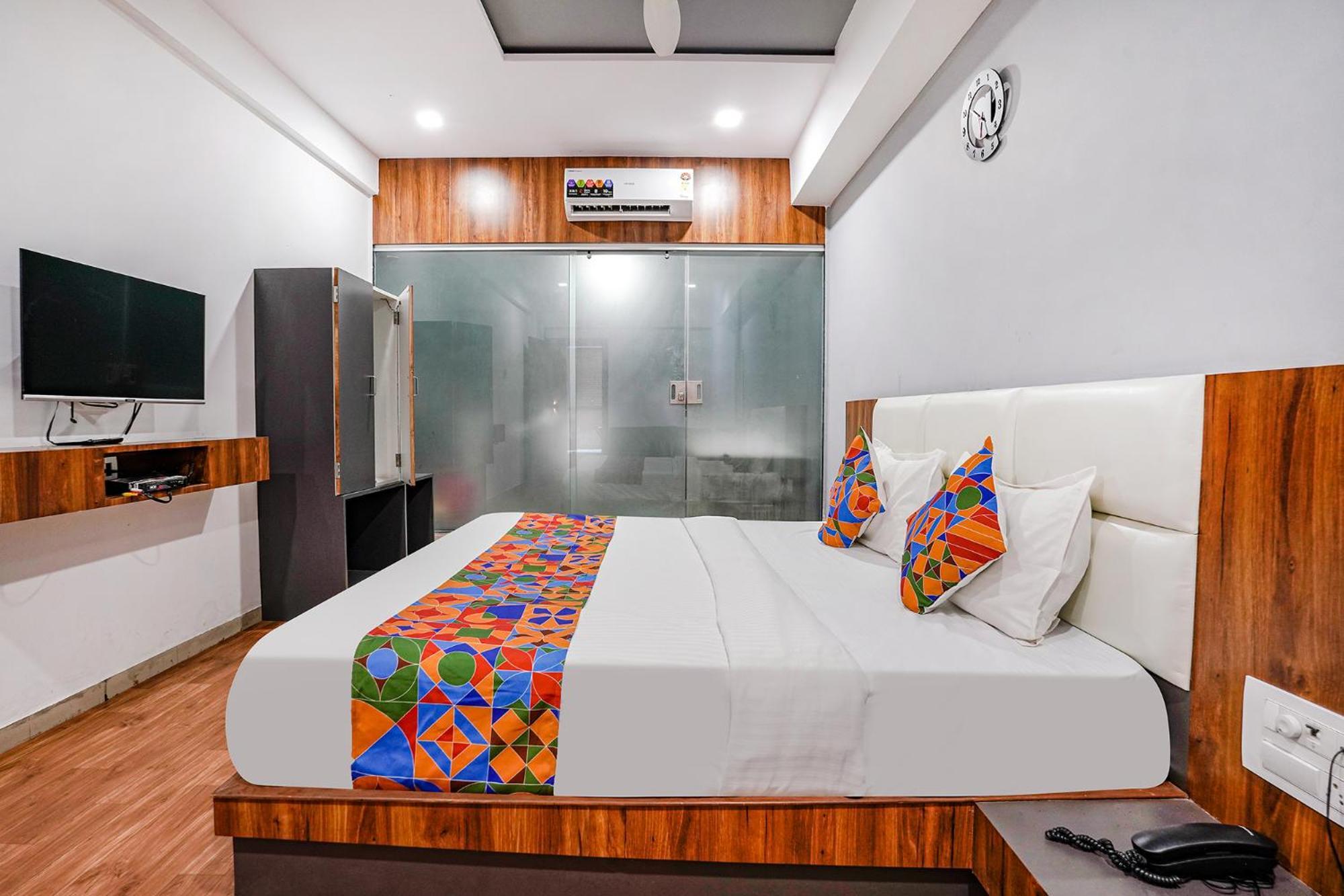 Fabhotel The Valentine - Udhna Road Сурат Екстер'єр фото